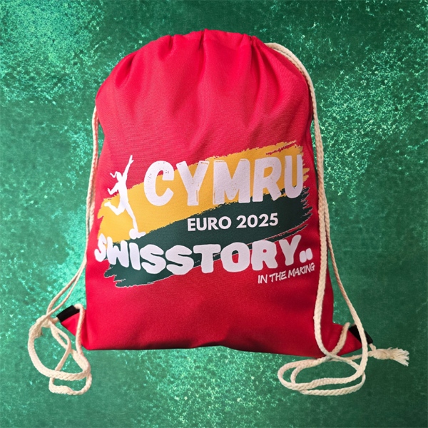 CYMRU Graffiti Euro 25 Swisstory Canvas carry on bag