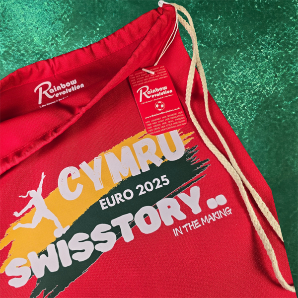 CYMRU Graffiti Euro 25 Swisstory Canvas carry on bag