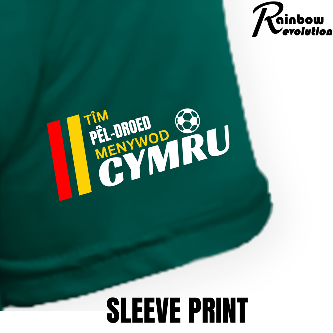 CYMRU TÎM PÊL-DROED MENYWOD RETRO STRIPES- Adult T-Shirt GREEN