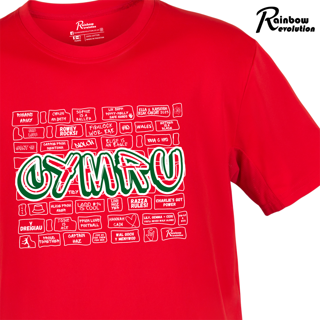 KIDS (3-15 YEARS) CYMRU 80's GRAFFITI PLAYERS RED WALL Football T-Shirt